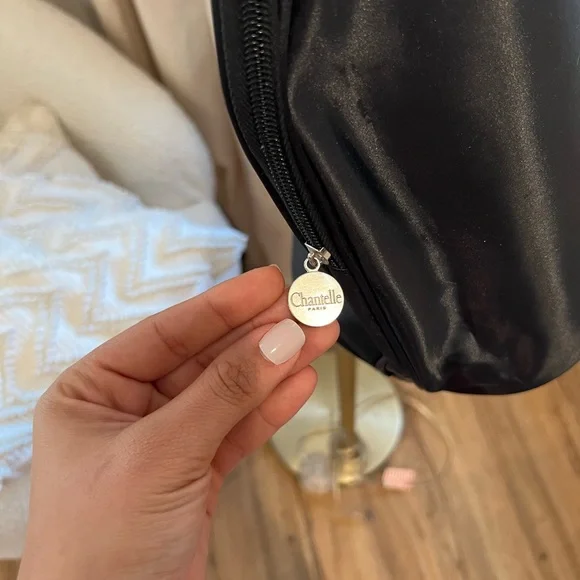 Chantelle Tote Bag Black Satin - Picture 4 of 10